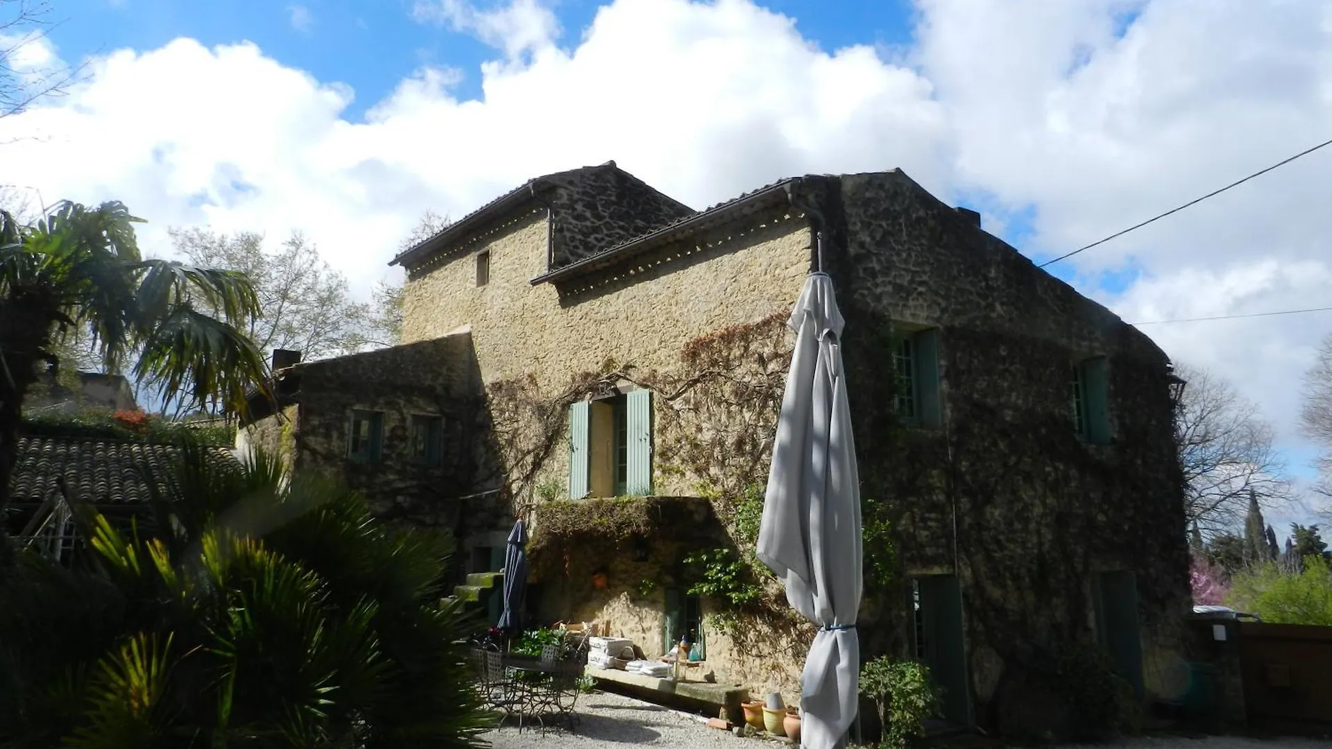 Bed & Breakfast Les Acanthes Lauris