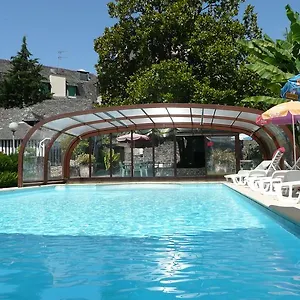 hotel-du-lion-dor.midi-pyreneeshotels.com/